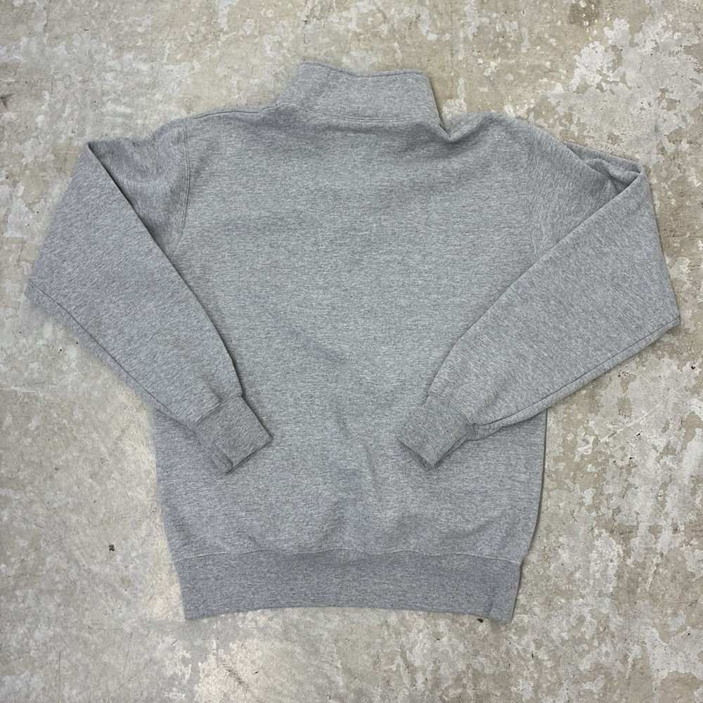 UConn Huskies Pullover Mens Medium Gray 1/4 Zip Long Sleeve Sweater Sweatshirt - Picture 2 of 8